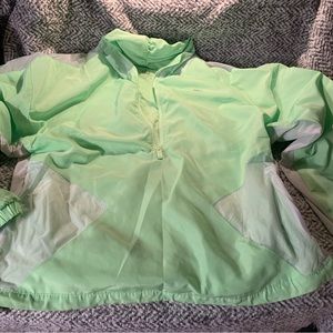 Alo Yoga - RENEWAL HALF ZIP PULLOVER - NEON LIME/WHITE - M - Gently Used